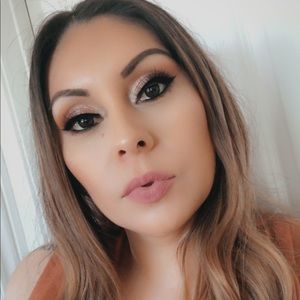 Meet your Posher, Brenda